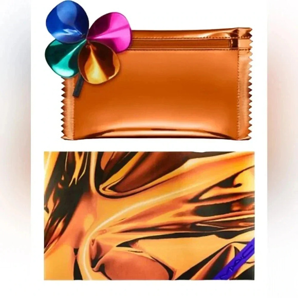 NIB Mac shiny pretty things brush set - Picture 14 of 14